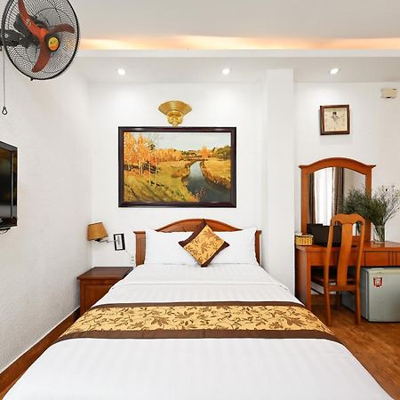 Queen Hotel Saigon Airport Thành Pho Ho Chí Minh Esterno foto