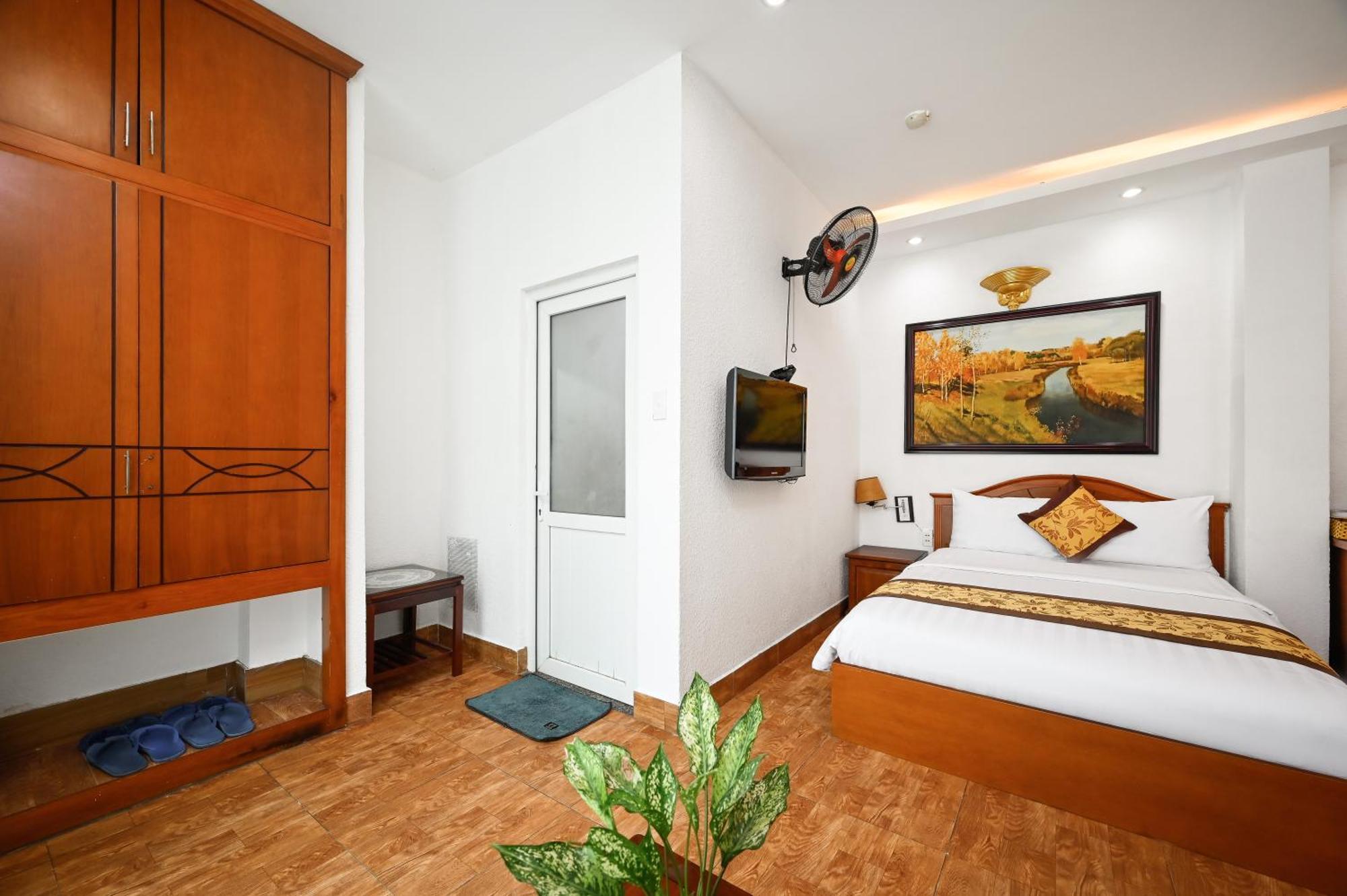 Queen Hotel Saigon Airport Thành Pho Ho Chí Minh Esterno foto