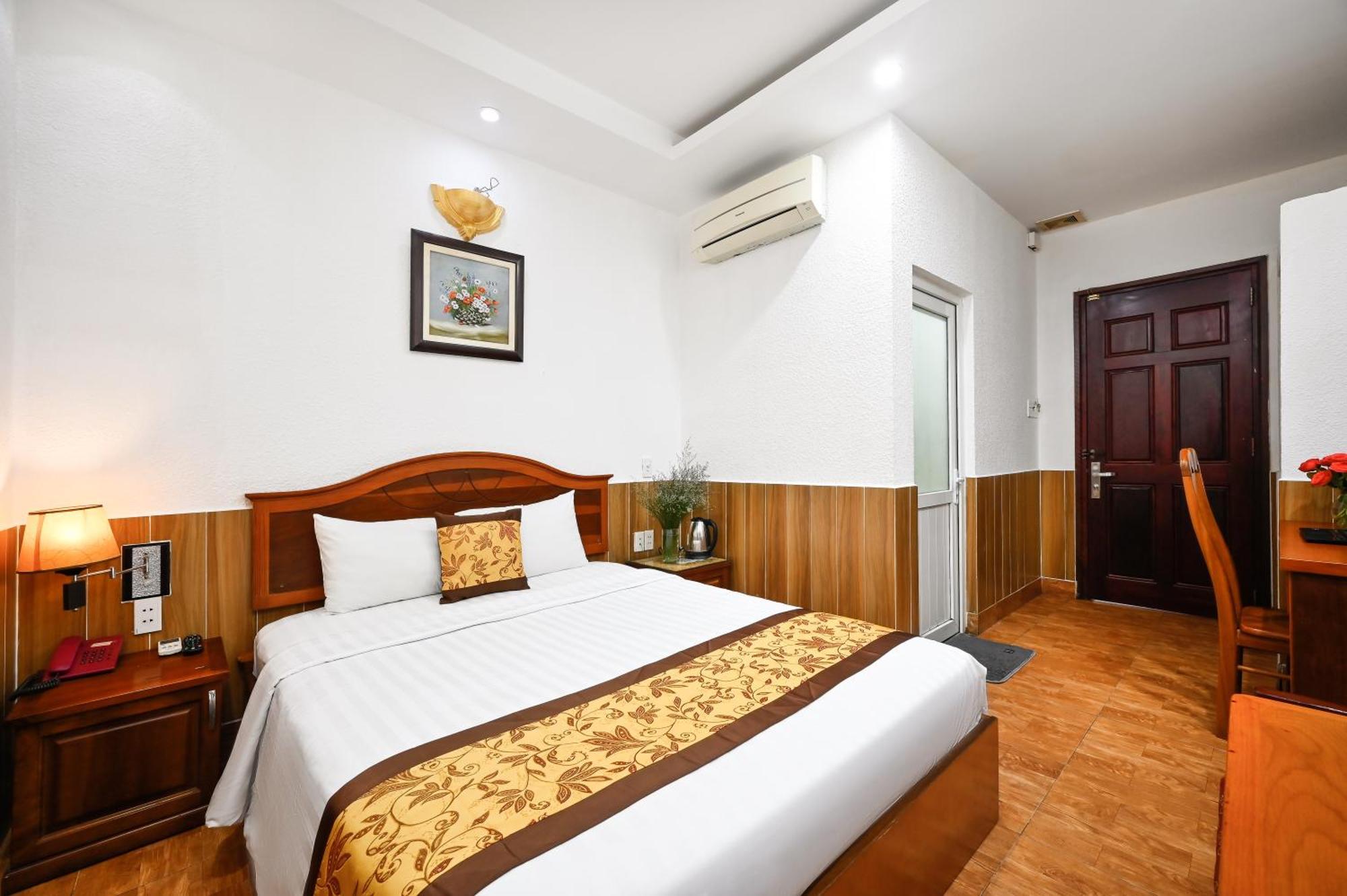 Queen Hotel Saigon Airport Thành Pho Ho Chí Minh Esterno foto
